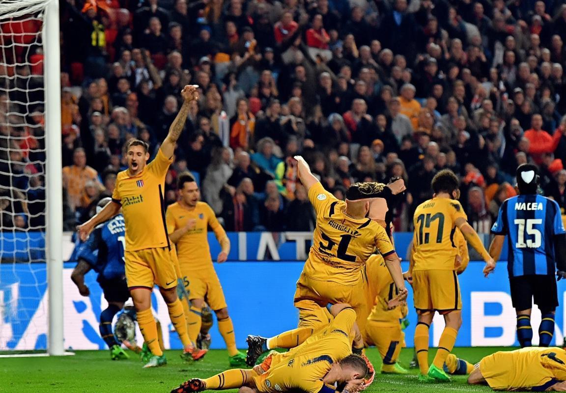 欧冠小组赛：拜仁慕尼黑赛季首败，马德里竞技绝杀致国际米兰淘汰，阿森纳锁定小组头名